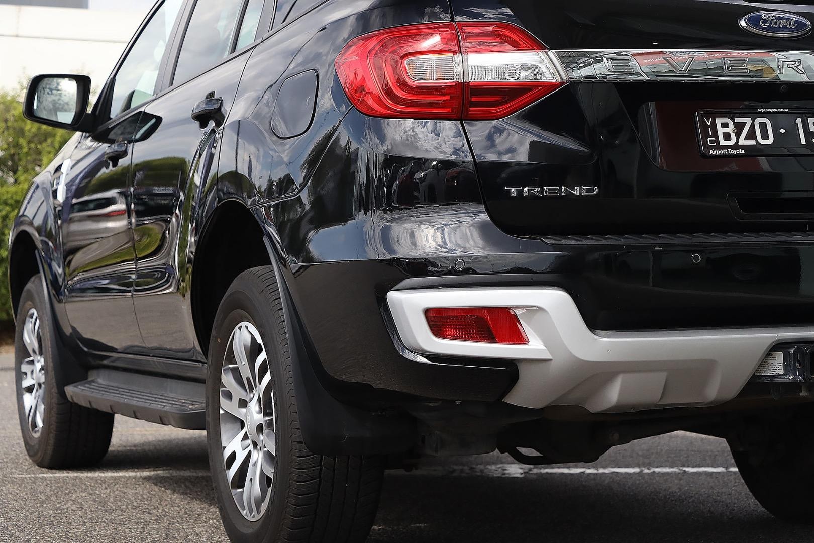 Ford Everest image 3