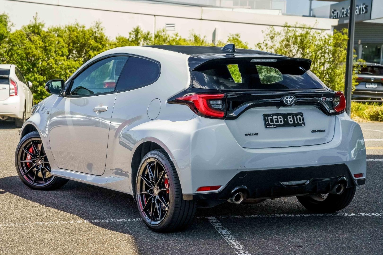 Toyota Yaris image 2