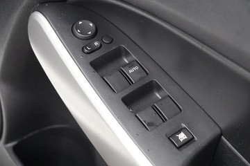 https://dvg-vehicle-assets.s3.amazonaws.com/80881/5hdwccyq41w8ngop2j3uaautp.jpg