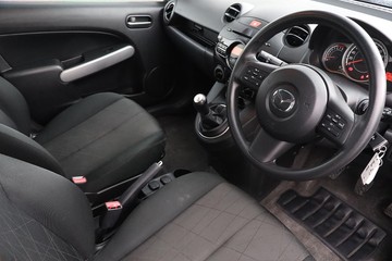 https://dvg-vehicle-assets.s3.amazonaws.com/80881/ceyefsqwzylrlwjiu6oqvedyt.jpg