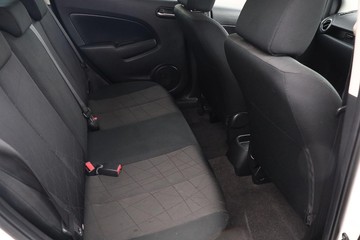https://dvg-vehicle-assets.s3.amazonaws.com/80881/dxvcn5vd1apv0soq2lwcjyfkt.jpg