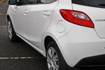 https://dvg-vehicle-assets.s3.amazonaws.com/80881/f1chte1awpc539qsl85h1vk4f.jpg