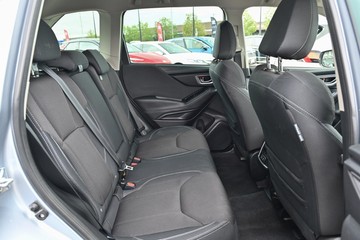 https://dvg-vehicle-assets.s3.amazonaws.com/80887/d8zm9m4z19ghtbs8fgfvabr8p.jpg