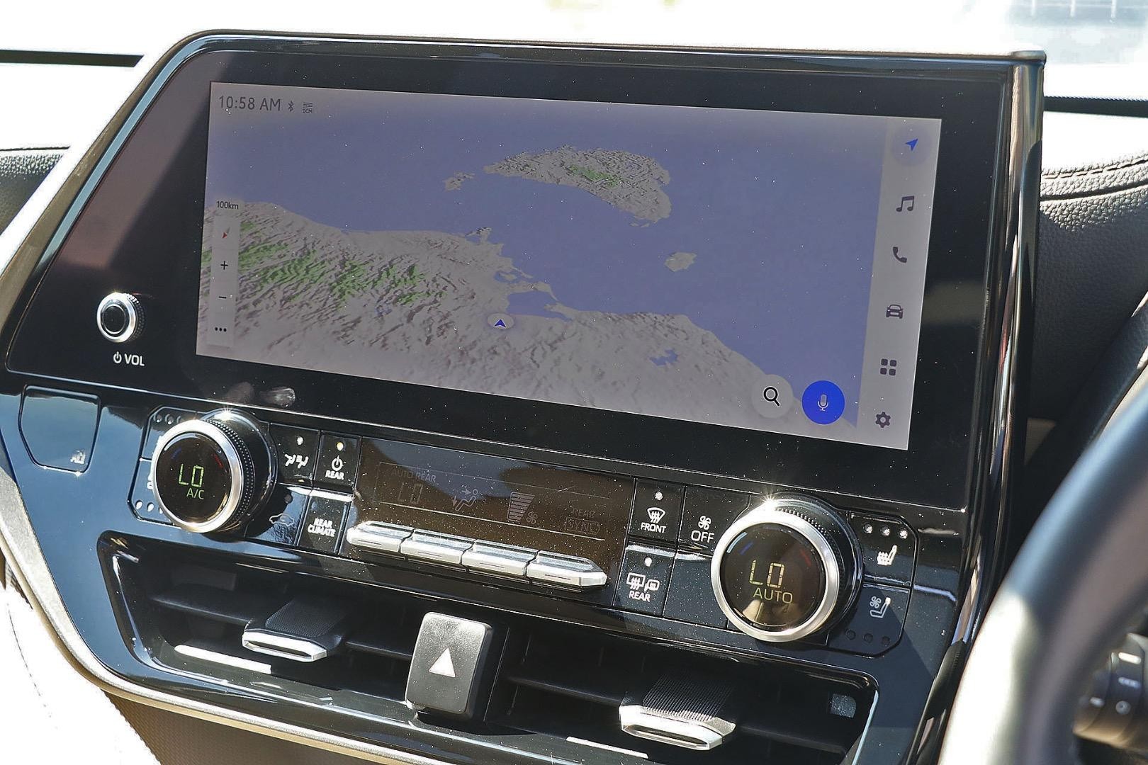 Toyota Kluger image 4