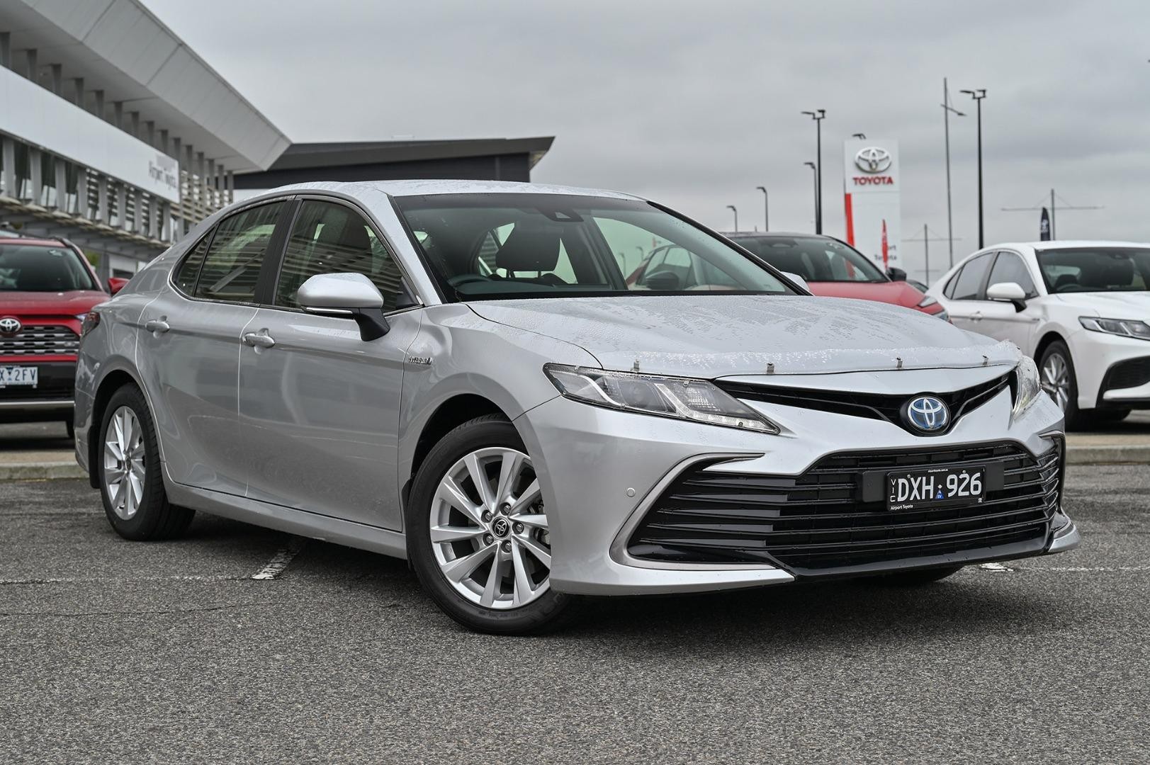 Toyota Camry image 1