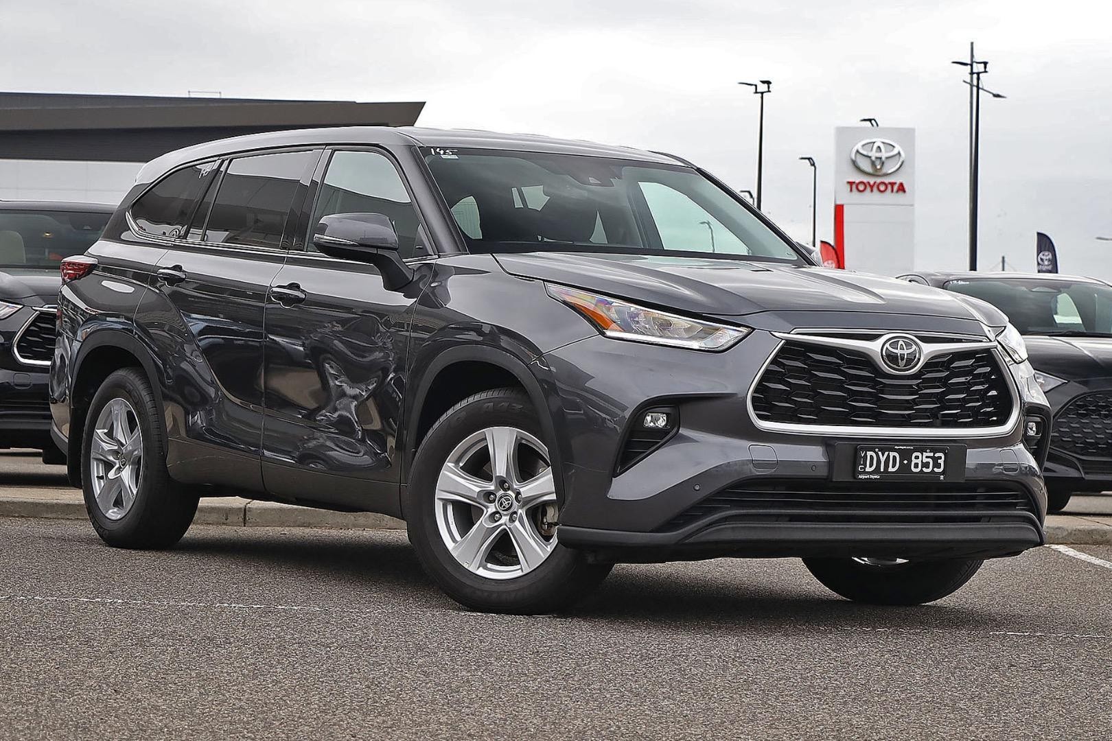 Toyota Kluger image 1