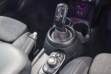 https://dvg-vehicle-assets.s3.amazonaws.com/80947/a0p3yzkpgbmq7aq29si5ww1pg.jpg
