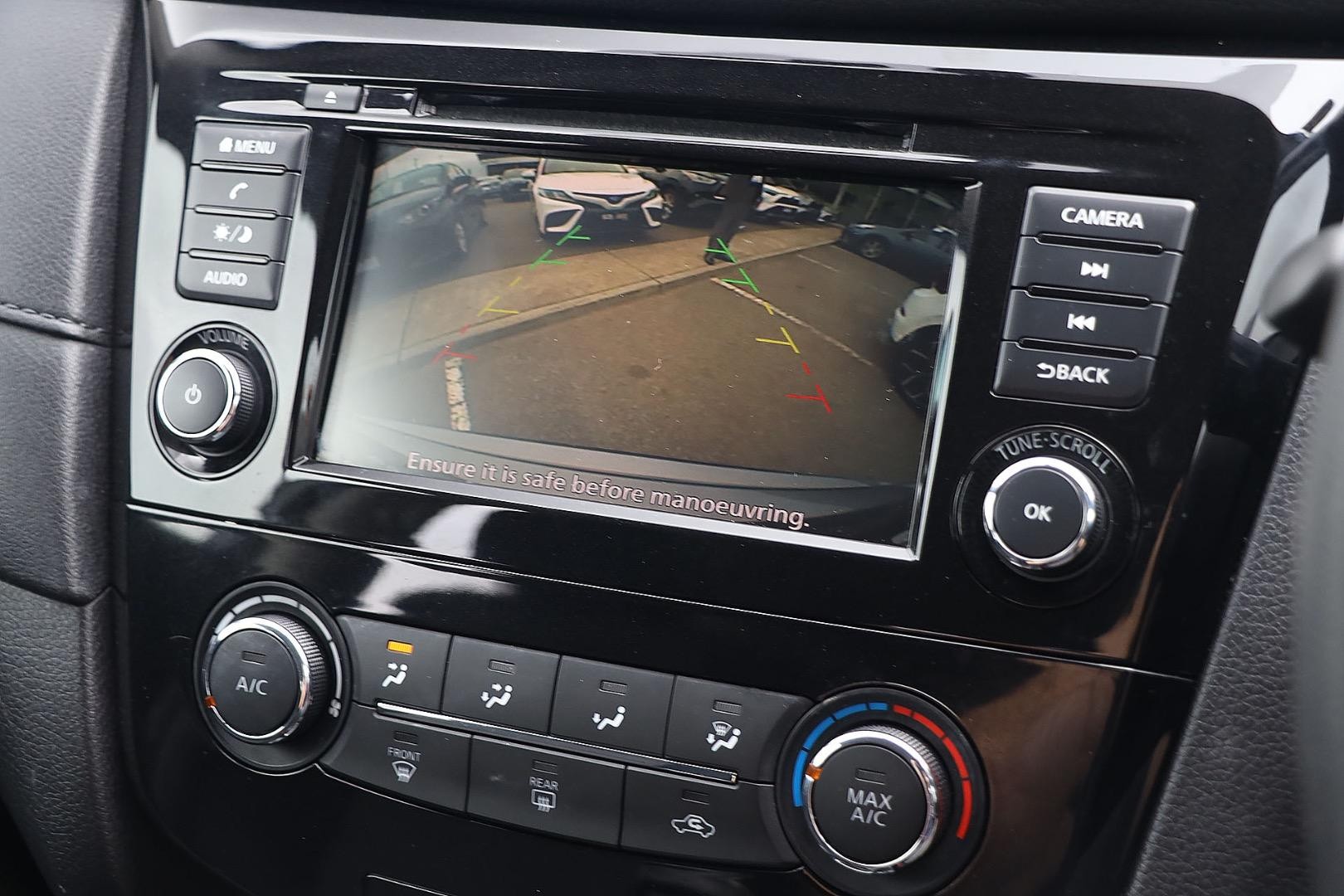 Nissan X-trail image 2