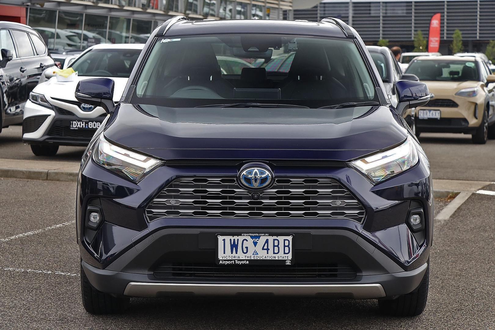 Toyota Rav4 image 3