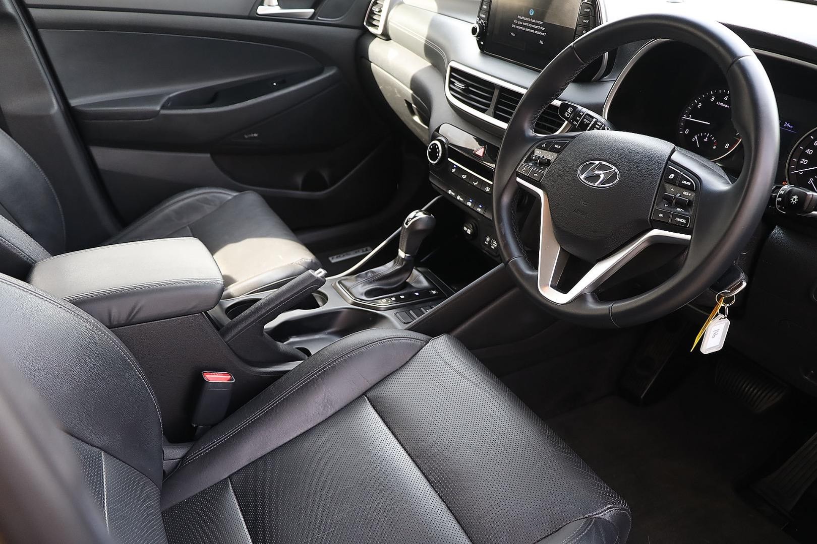 Hyundai Tucson image 2