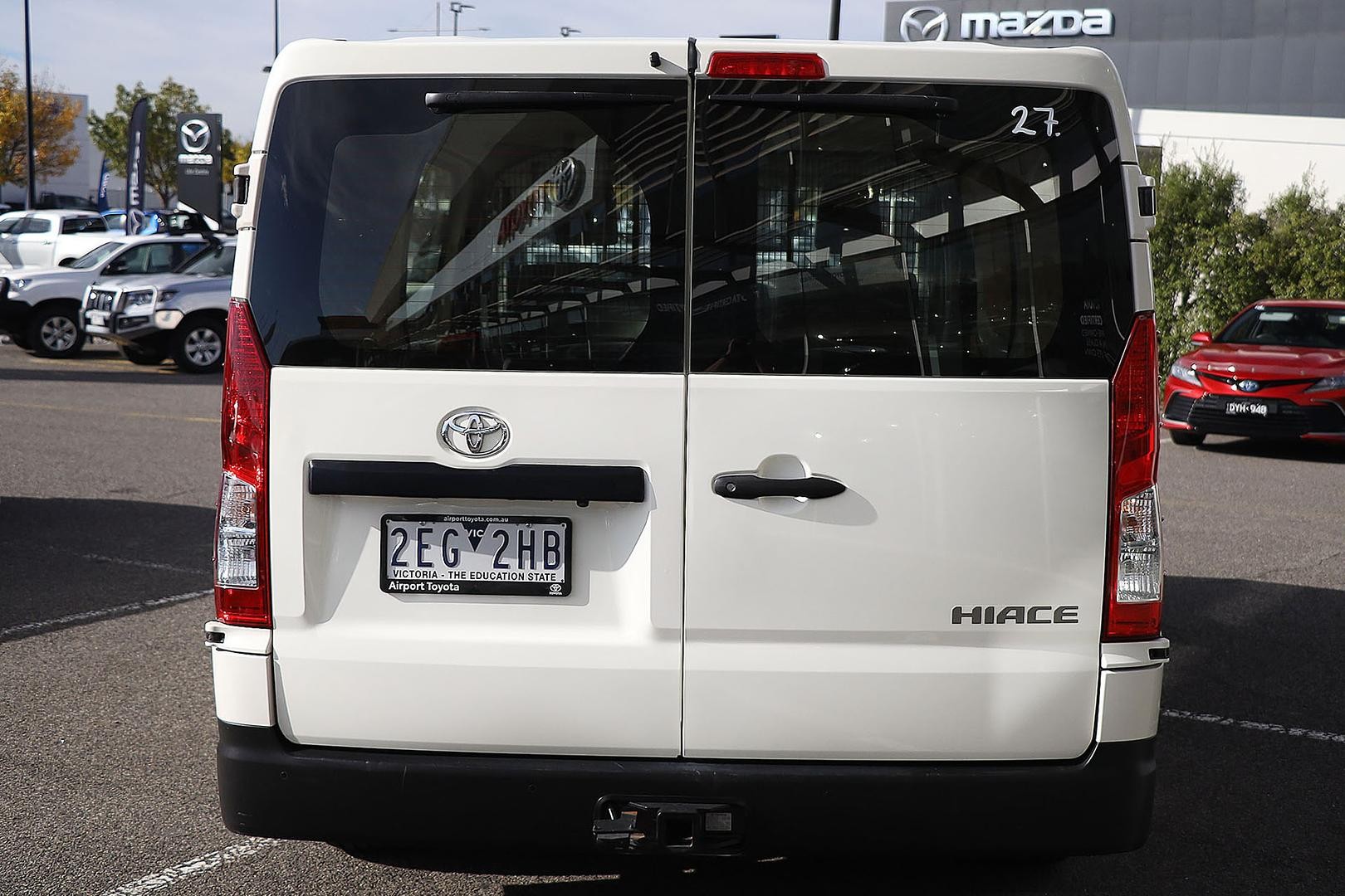Toyota Hiace image 3