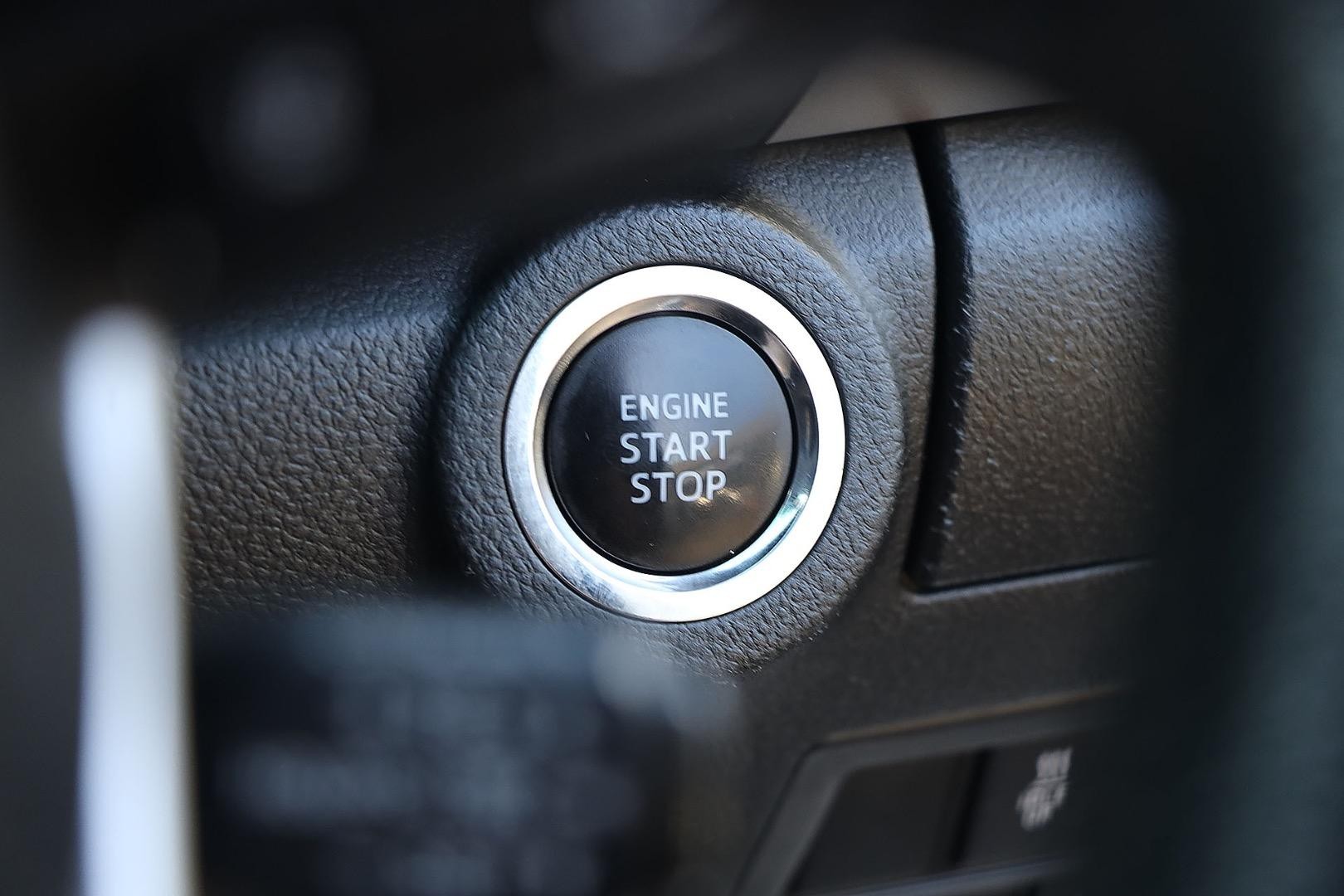 Toyota Hilux image 3