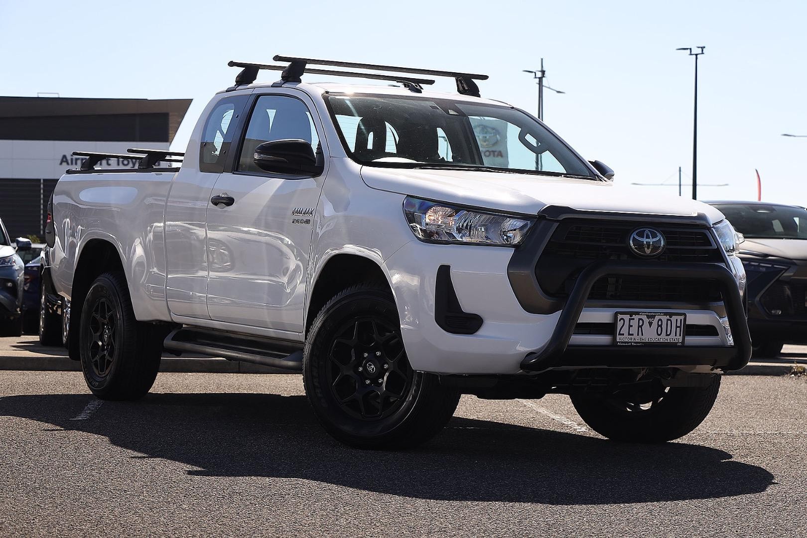 Toyota Hilux image 1