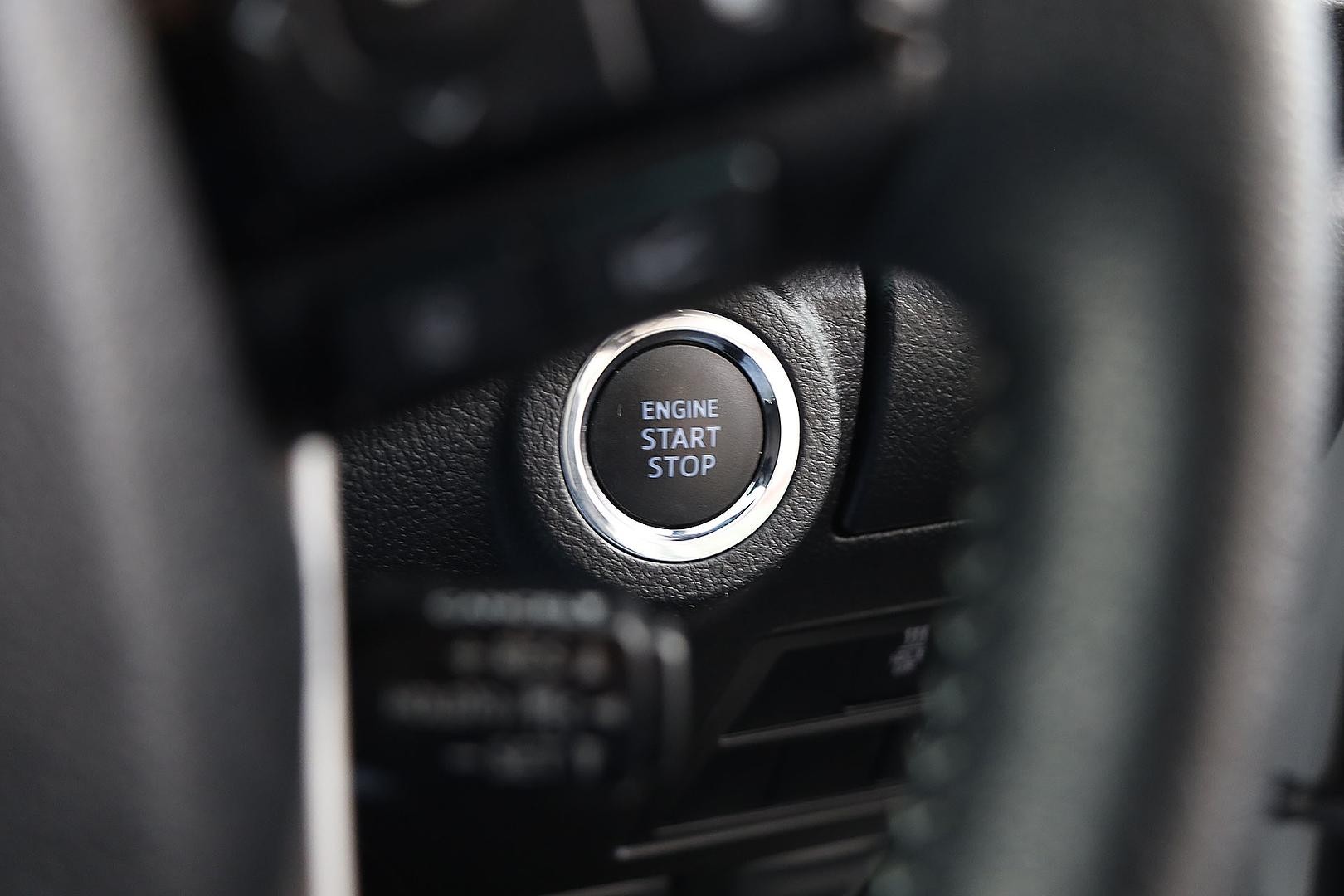 Toyota Fortuner image 3