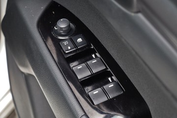 https://dvg-vehicle-assets.s3.amazonaws.com/81055/7vewkguobly1w0irvzyrlmwc0.jpg