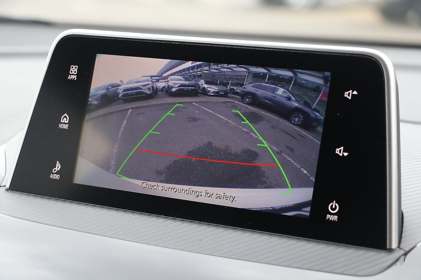 Mitsubishi Eclipse Cross image 3