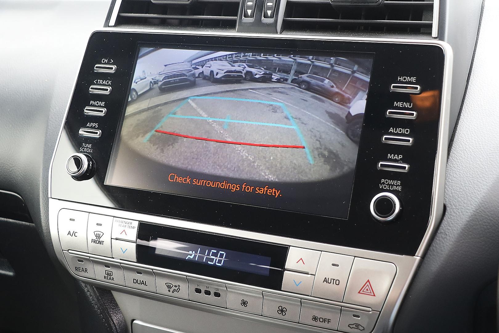 Toyota Landcruiser Prado image 4