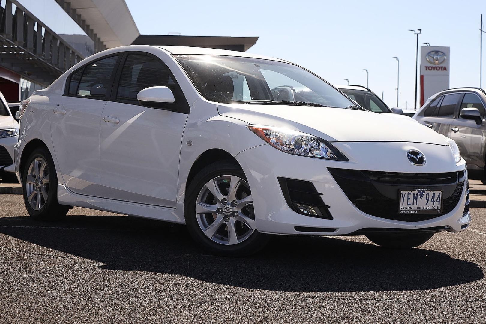 Mazda 3 image 1