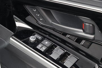 https://dvg-vehicle-assets.s3.amazonaws.com/81094/ahv4v4ywnlc64ct3fdscudjau.jpg