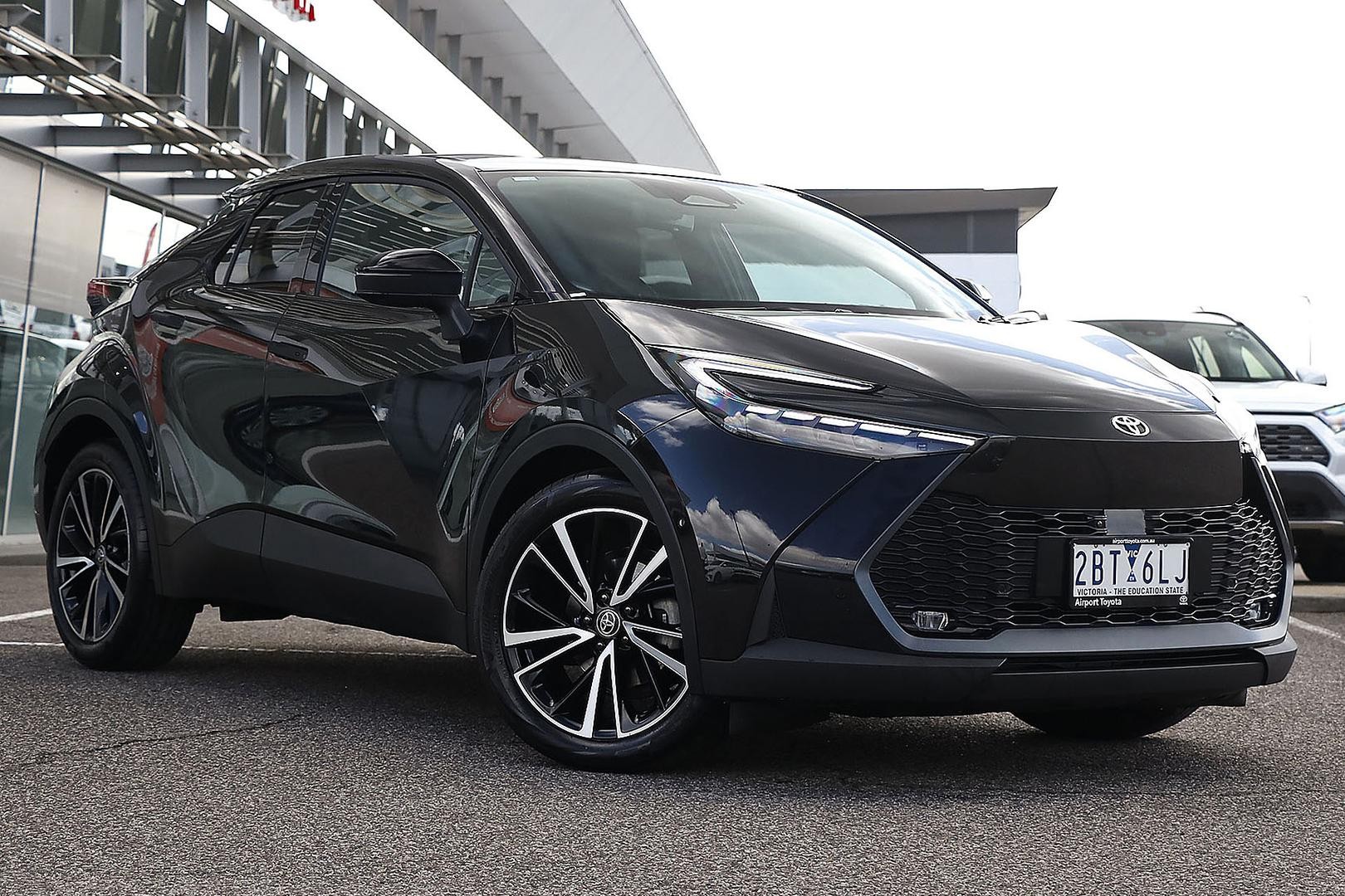 Toyota C-hr image 1