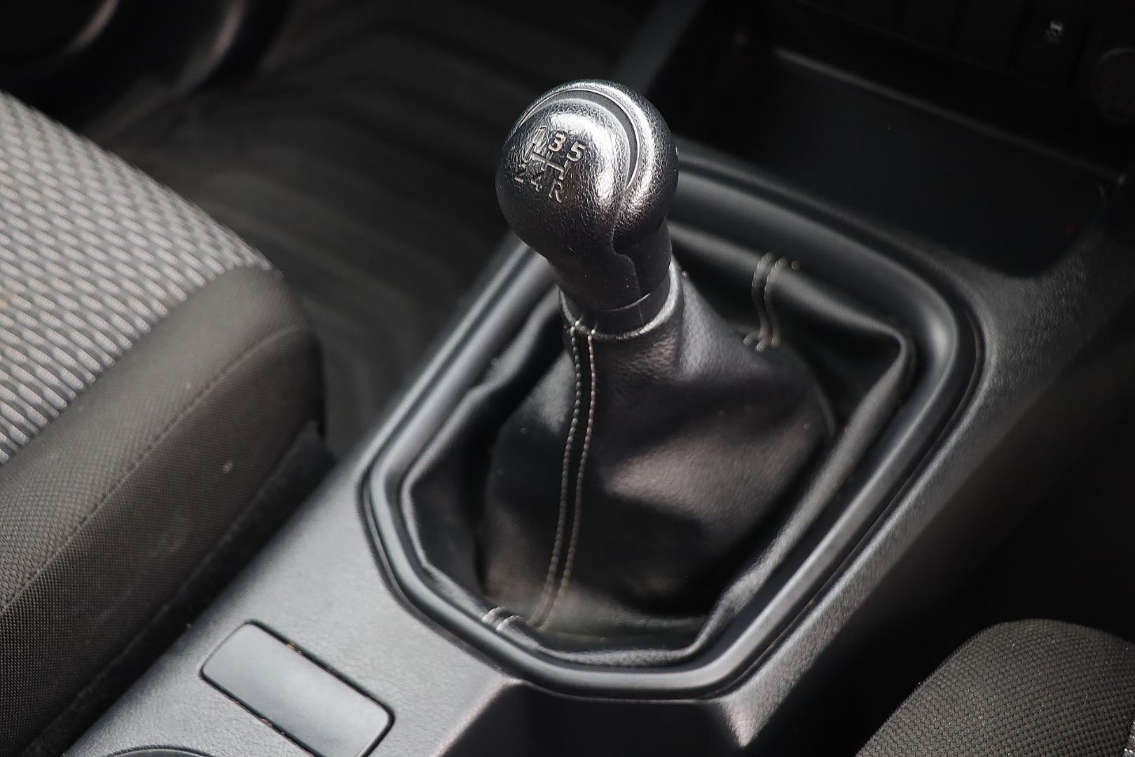 Toyota Hilux image 4