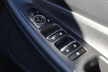 https://dvg-vehicle-assets.s3.amazonaws.com/81101/96h5kd0d3298dhacrlga2qw5y.jpg
