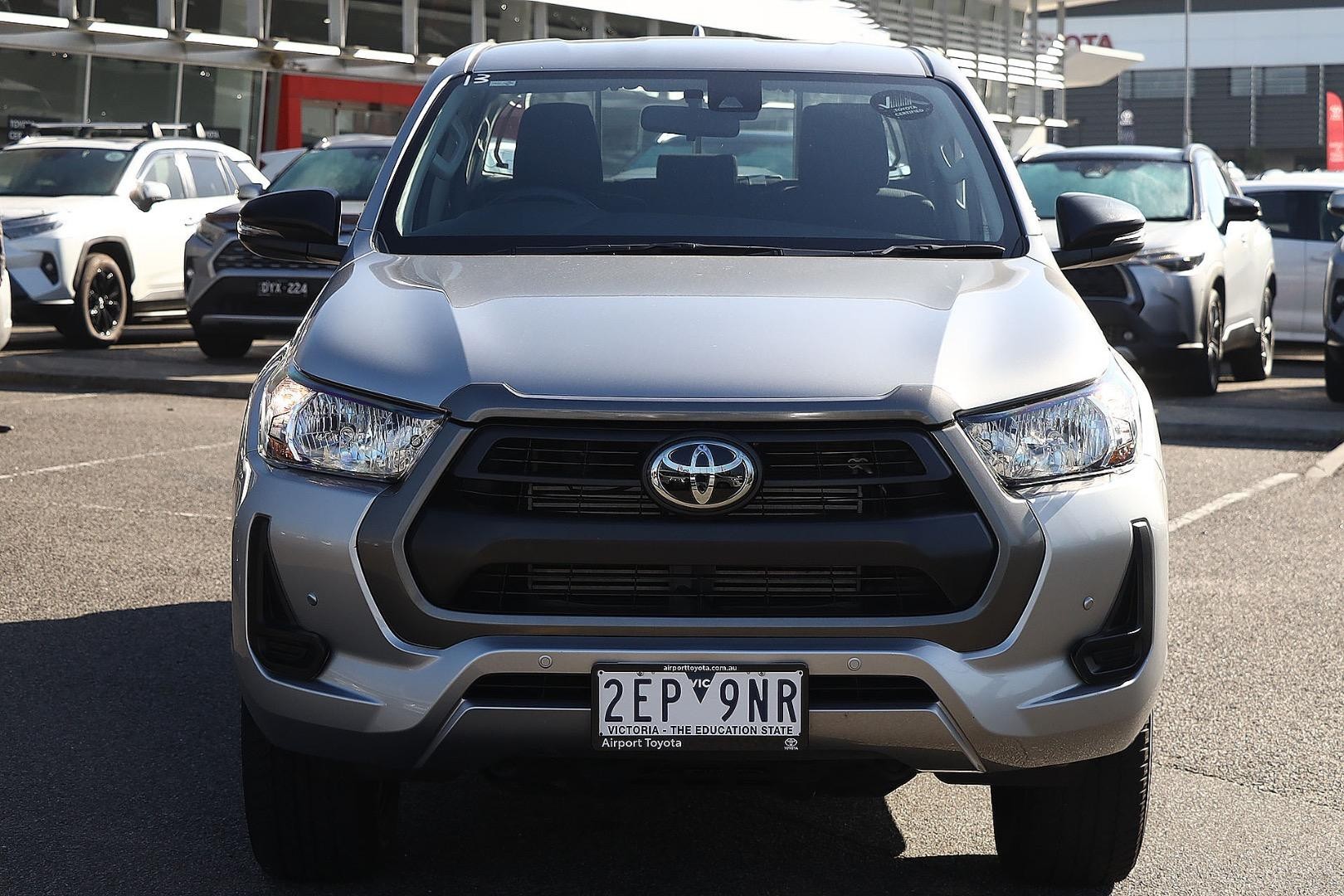Toyota Hilux image 3