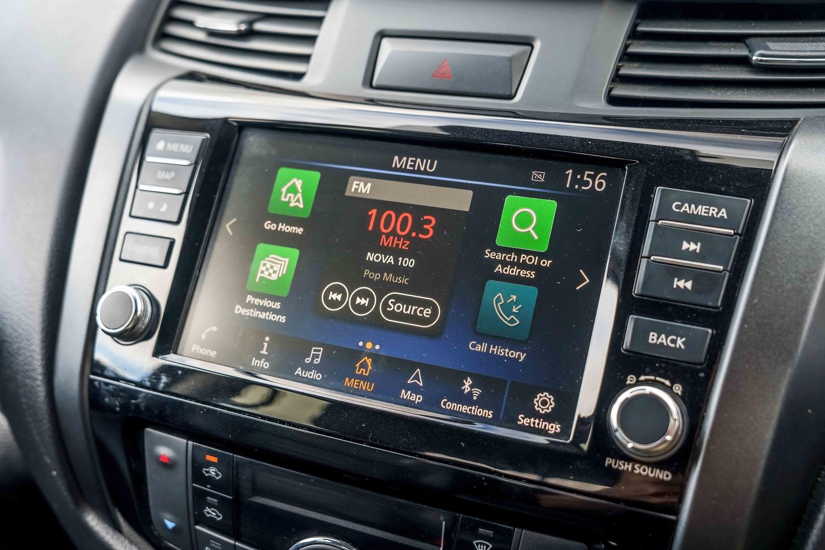 Nissan Navara image 4