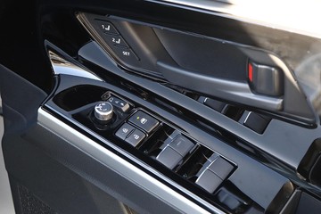 https://dvg-vehicle-assets.s3.amazonaws.com/81113/f1725py4pulu3hqy22py2ya5h.jpg