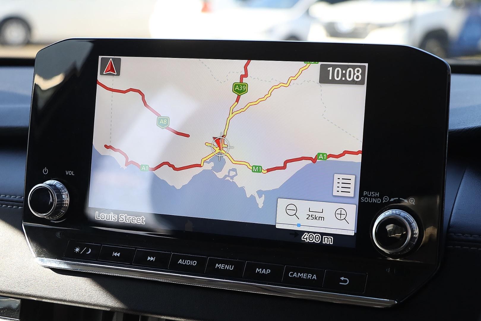 Mitsubishi Outlander image 4