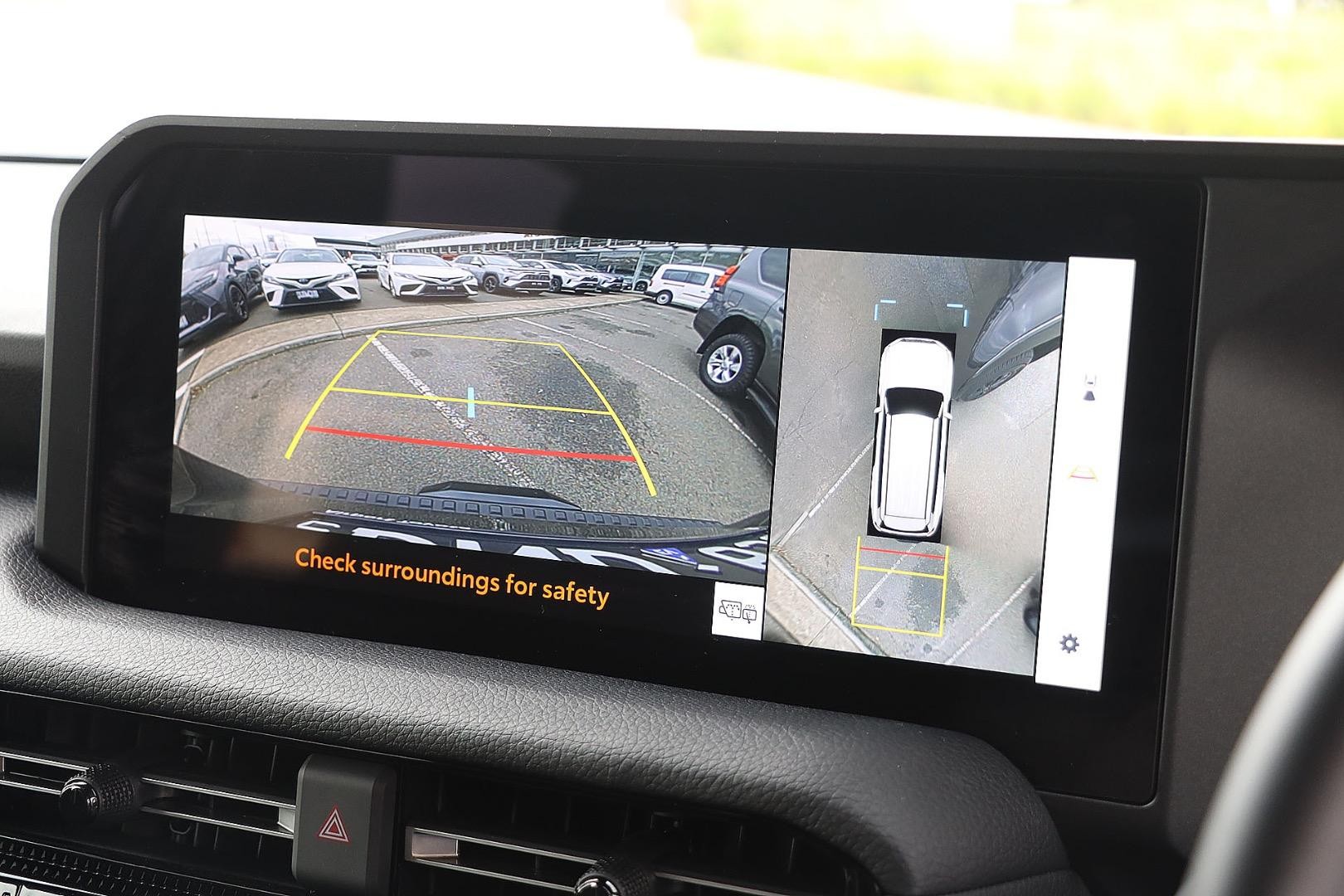 Toyota Landcruiser Prado image 3