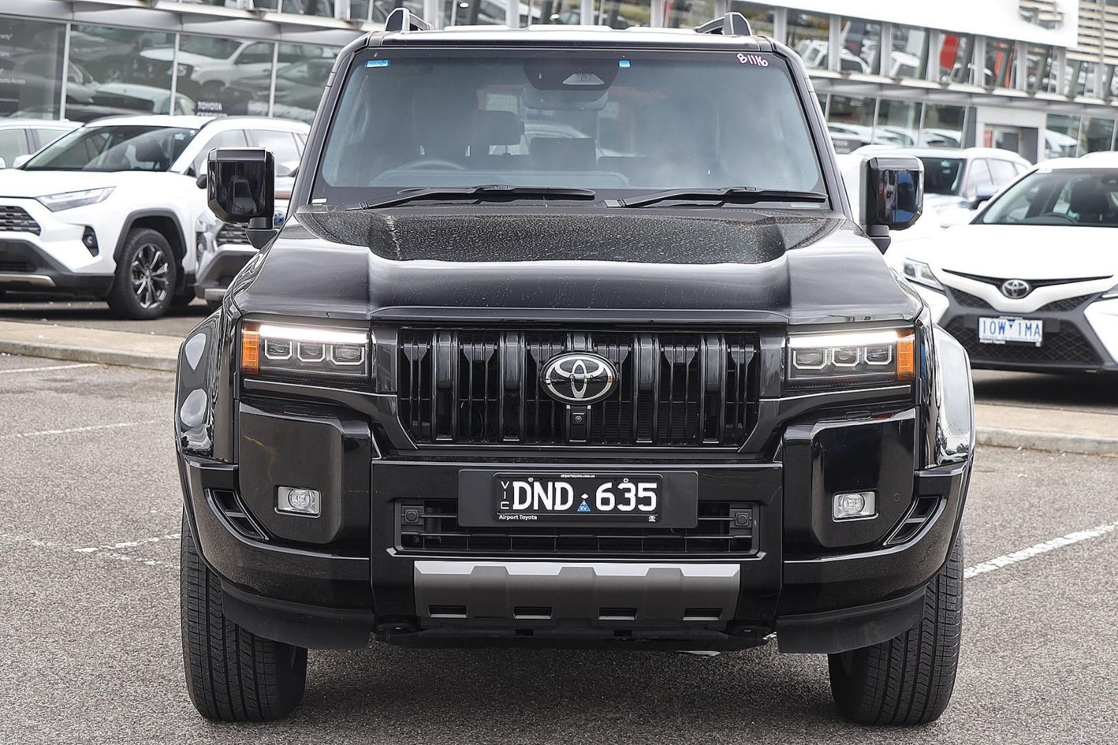 Toyota Landcruiser Prado image 3