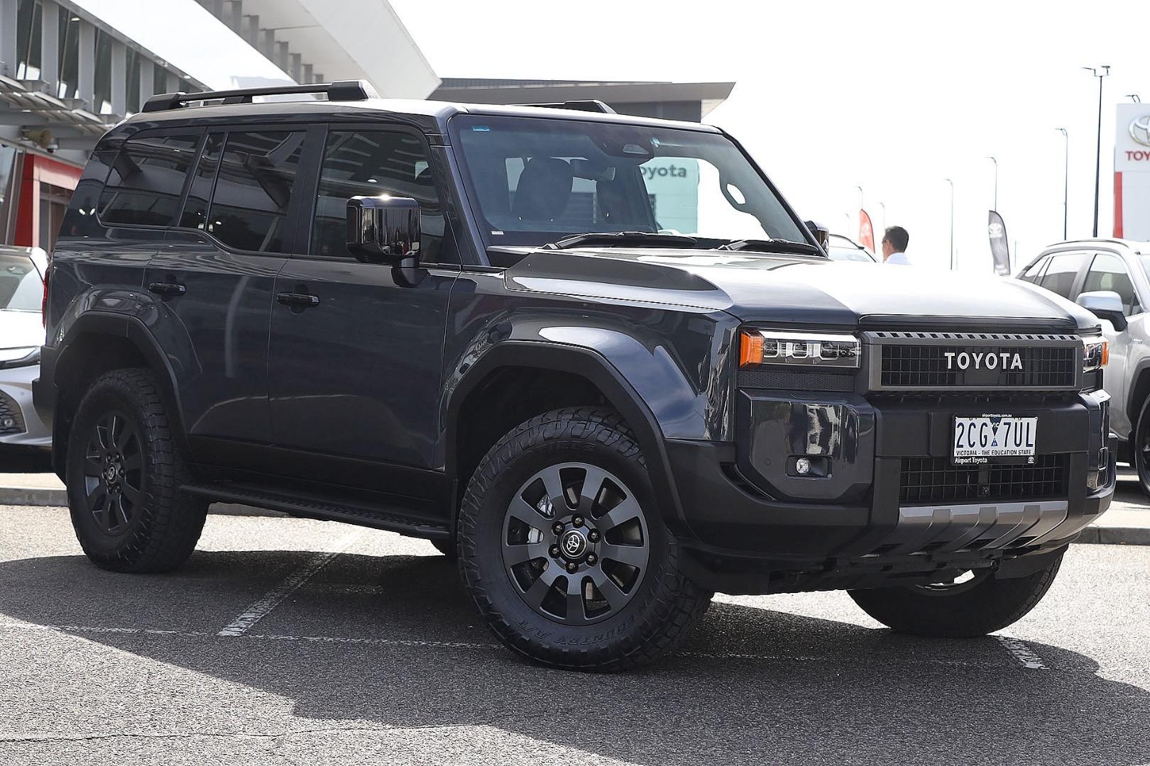 Toyota Landcruiser Prado image 1