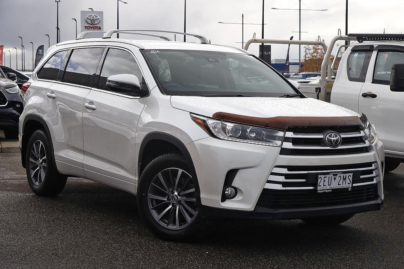 Toyota Kluger image 1