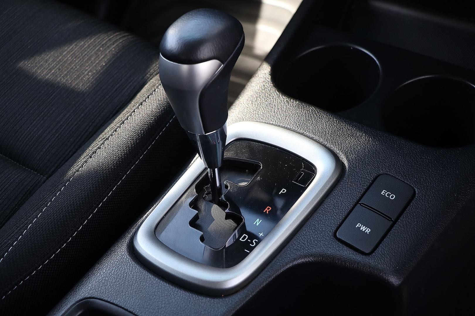 Toyota Hilux image 3