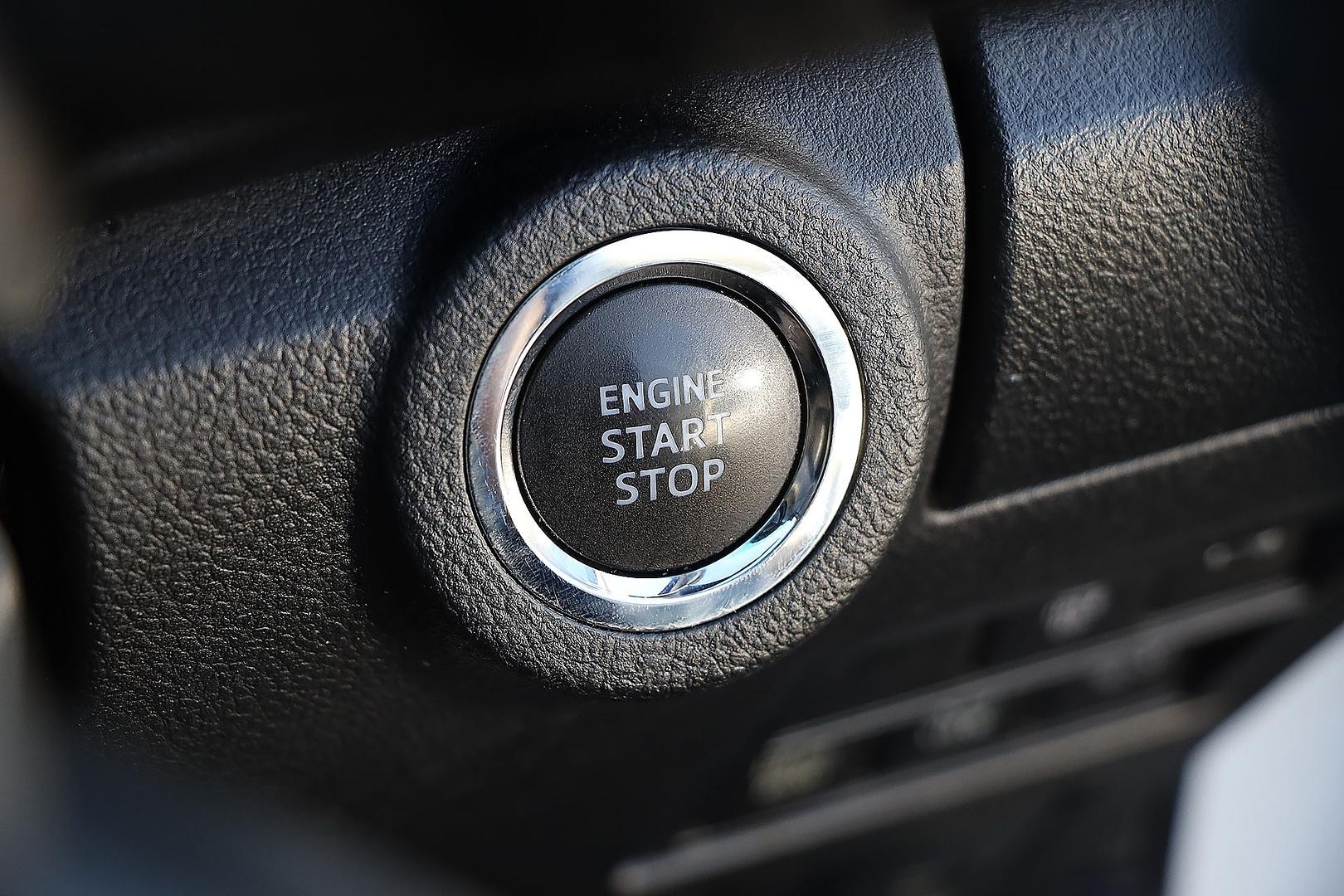 Toyota Hilux image 3