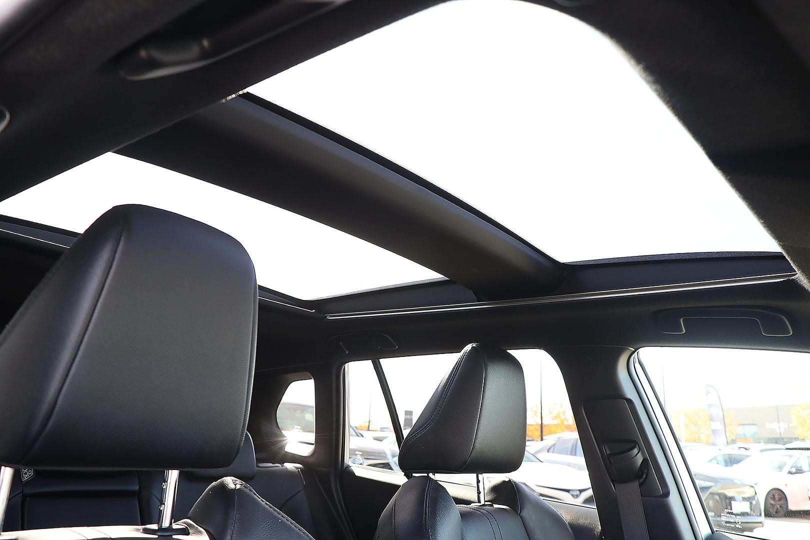 Toyota Corolla Cross image 4