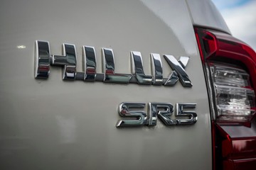 https://dvg-vehicle-assets.s3.amazonaws.com/81174/aqvr6dmkfoe9ghlxrqmziw2om.jpg