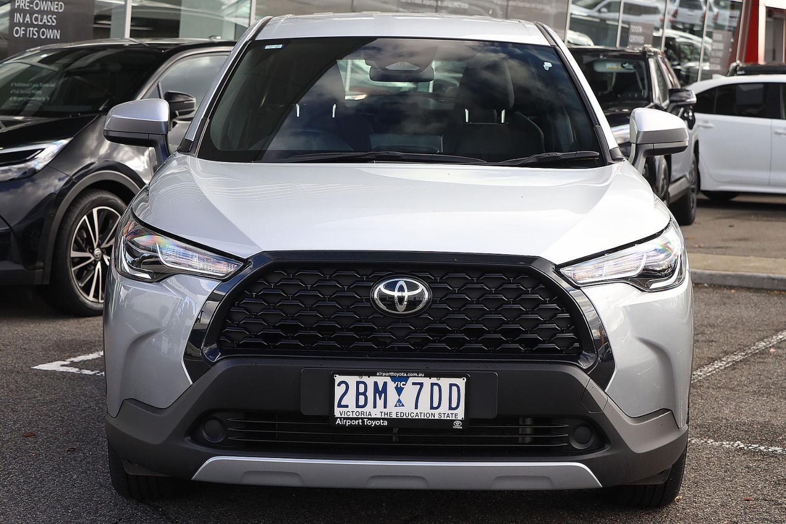 Toyota Corolla Cross image 3