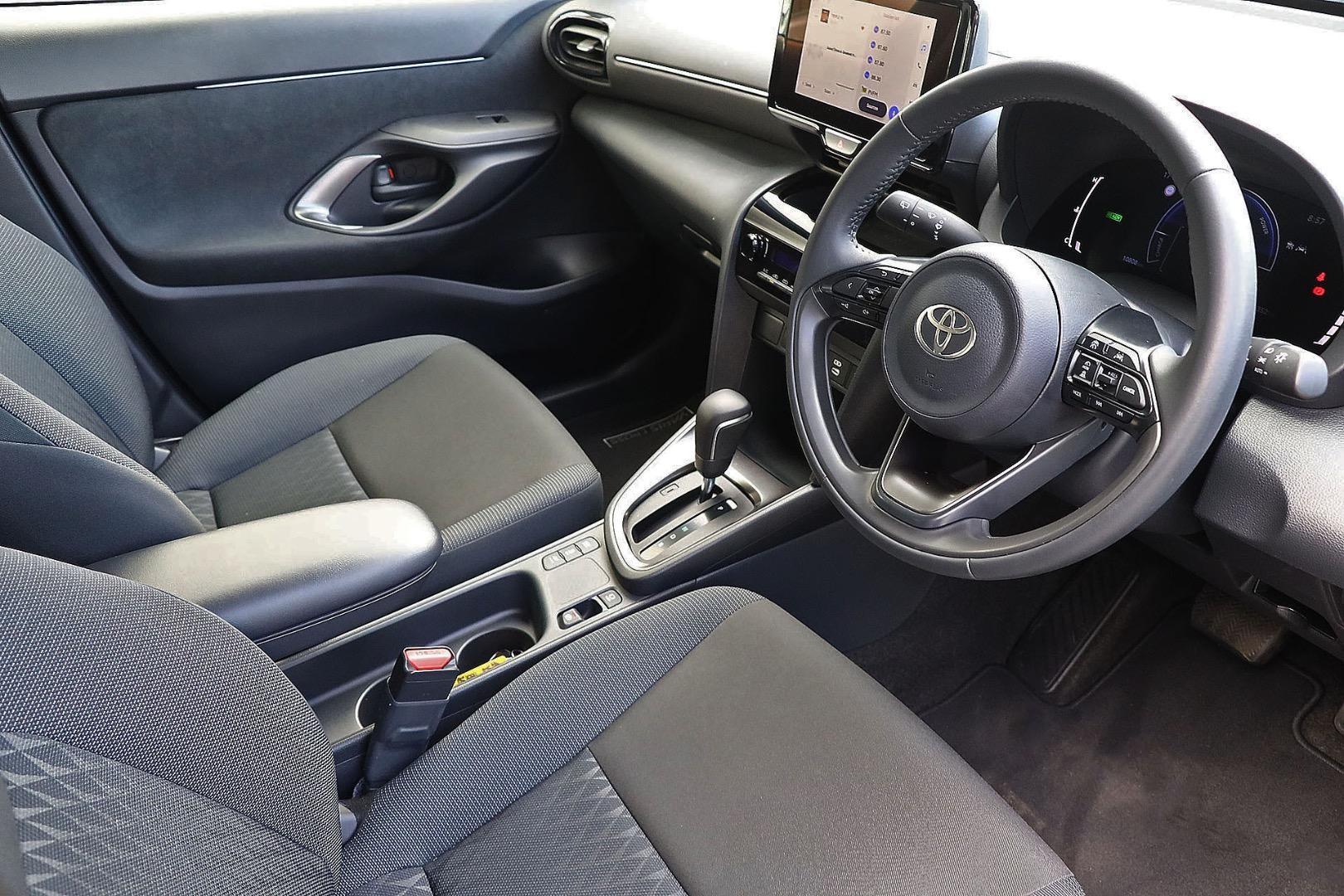 Toyota Yaris Cross image 2