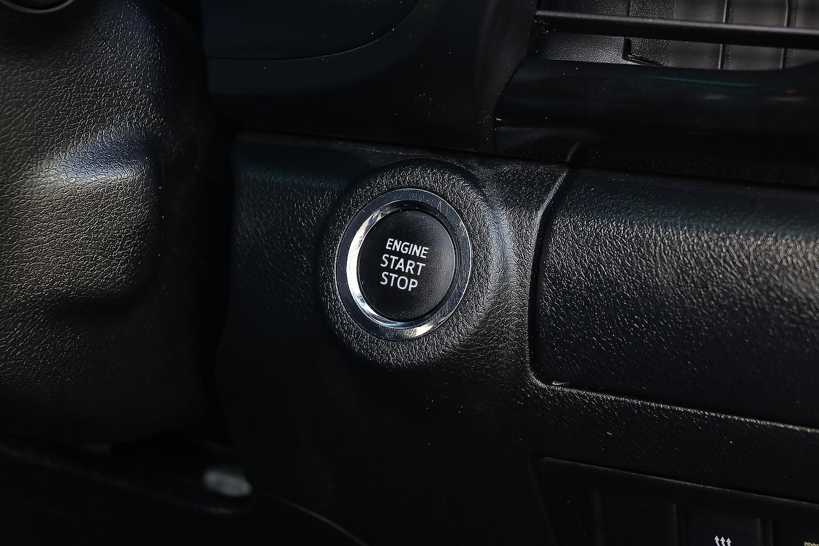 Toyota Hilux image 3