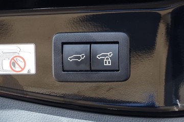 https://dvg-vehicle-assets.s3.amazonaws.com/81215/5lohmjjez2inlihzqg6l75gix.jpg