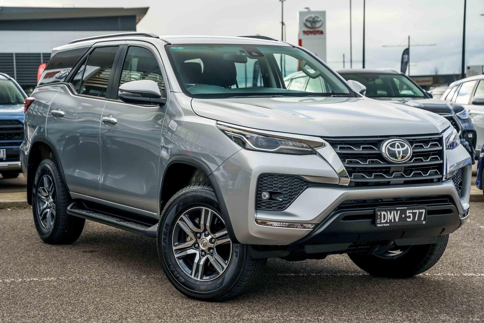 Toyota Fortuner image 1
