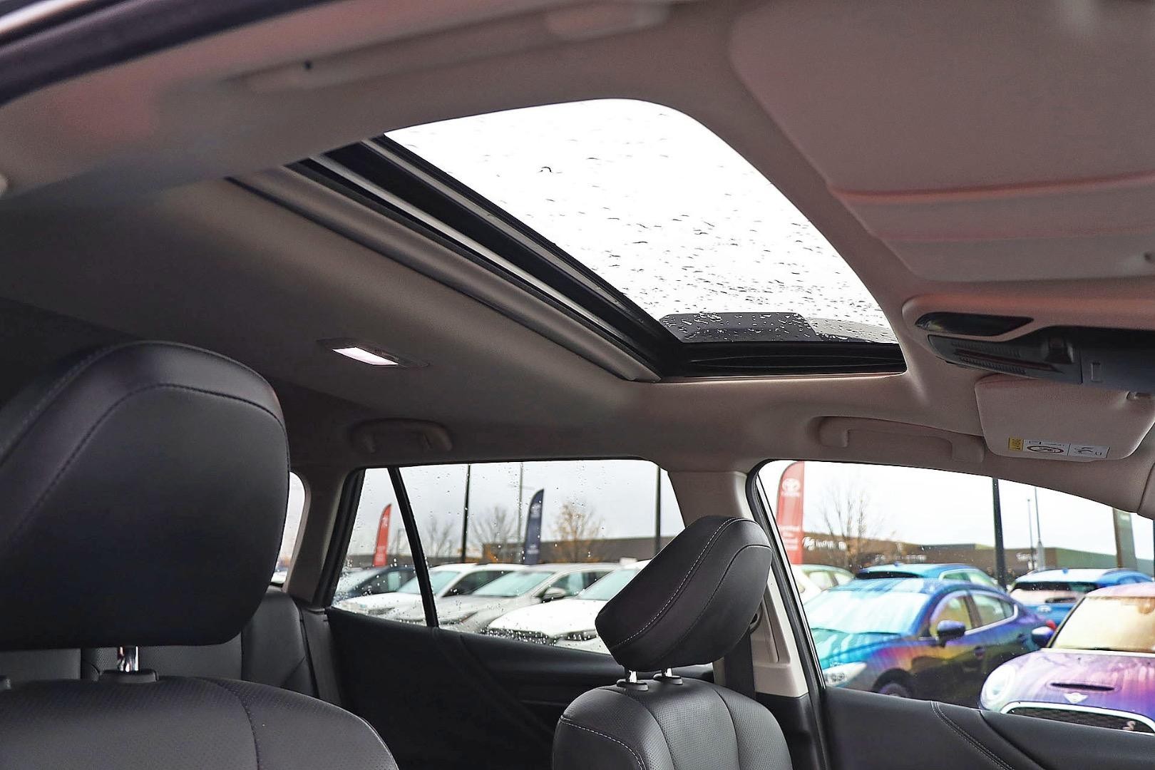 Subaru Outback image 2