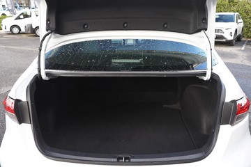 https://dvg-vehicle-assets.s3.amazonaws.com/81220/5ze5qrits2a8y5tdxbchnkc4o.jpg