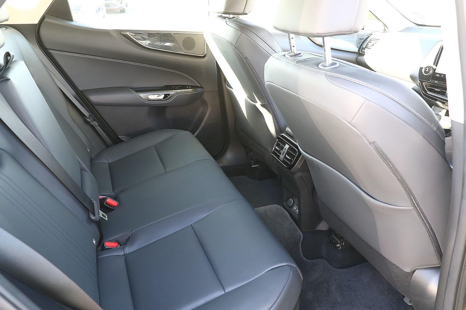 Lexus Nx image 3