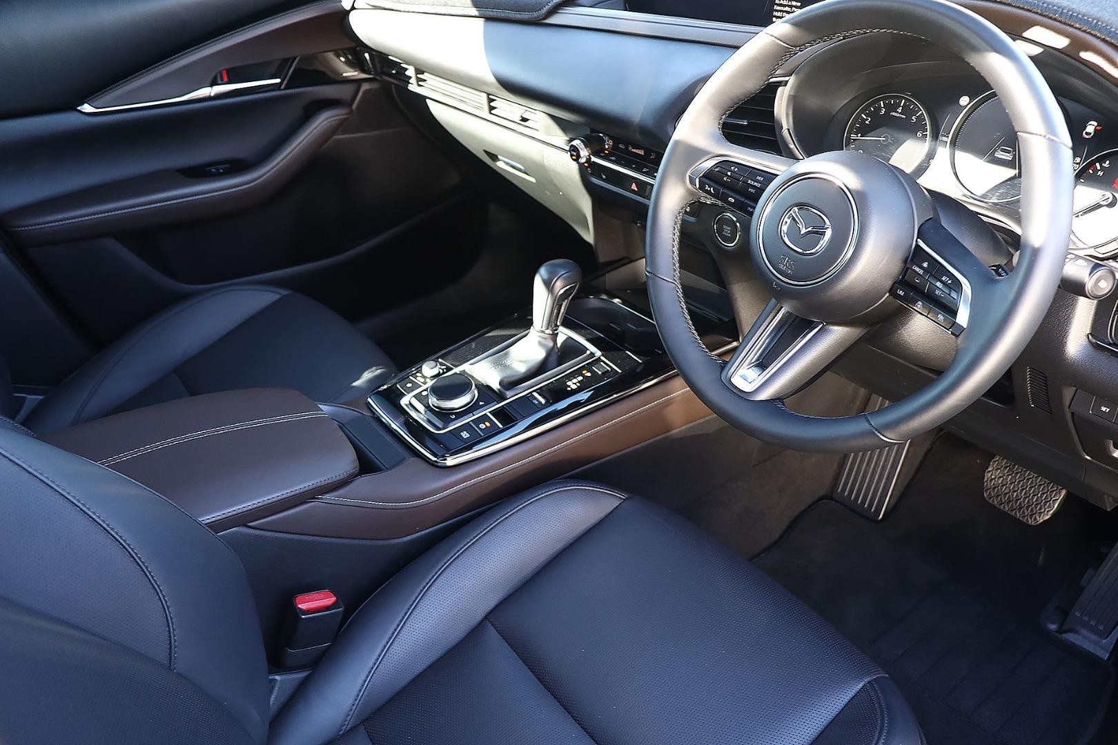 Mazda Cx-30 image 3