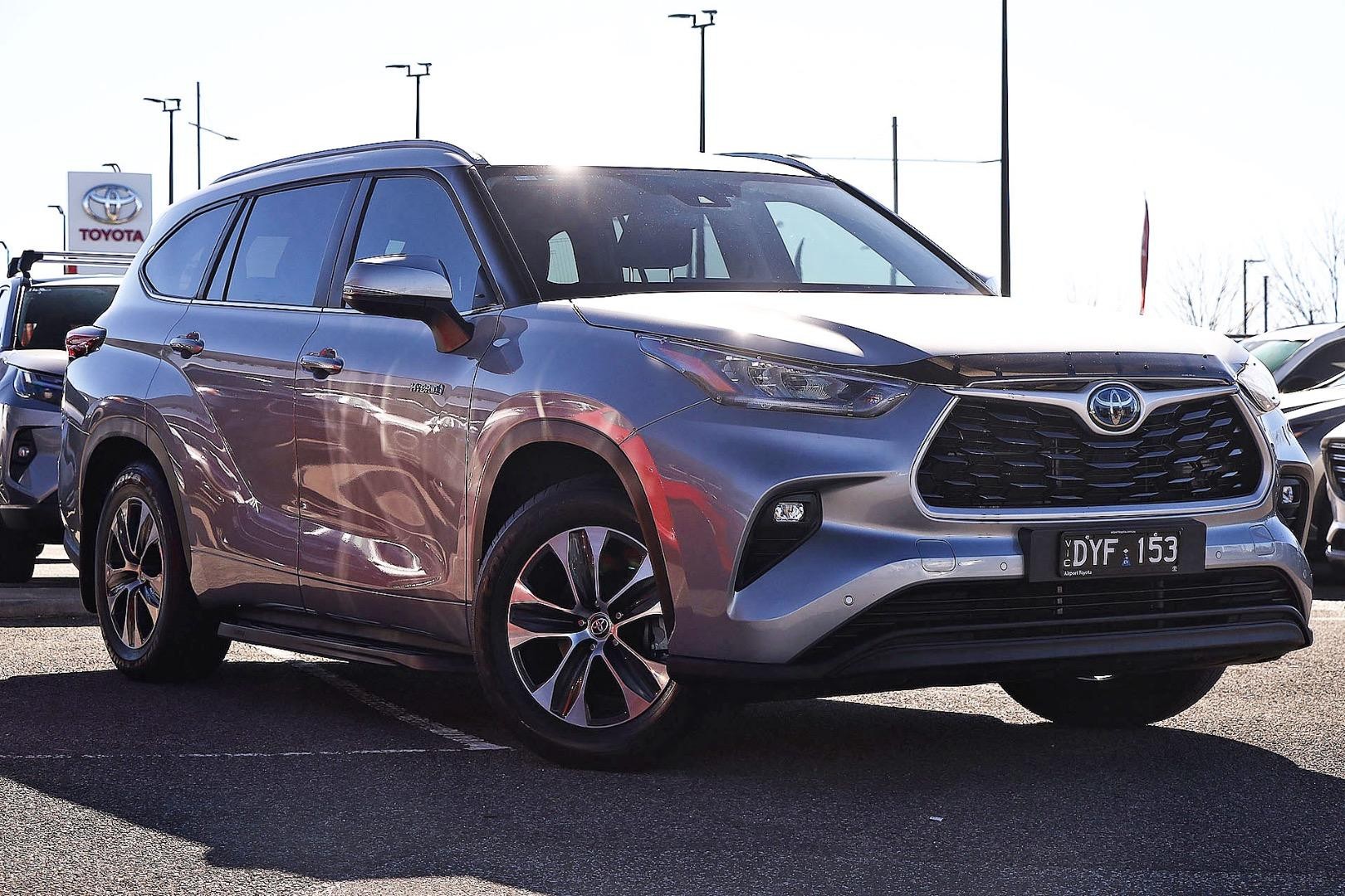 Toyota Kluger image 1
