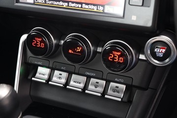 https://dvg-vehicle-assets.s3.amazonaws.com/81257/roj7skyyrq47lo2u02h7vt9r.jpg