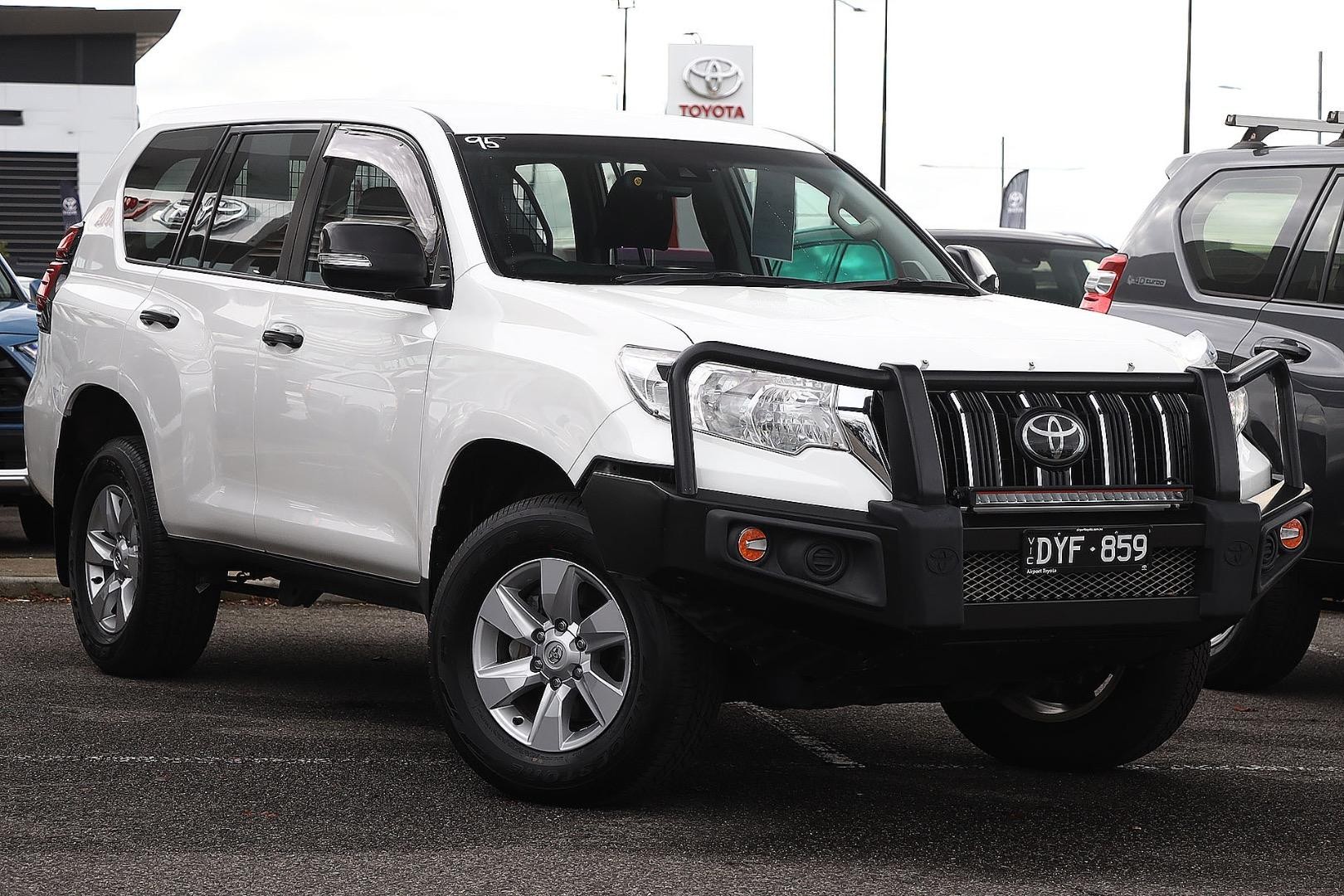 Toyota Landcruiser Prado image 1